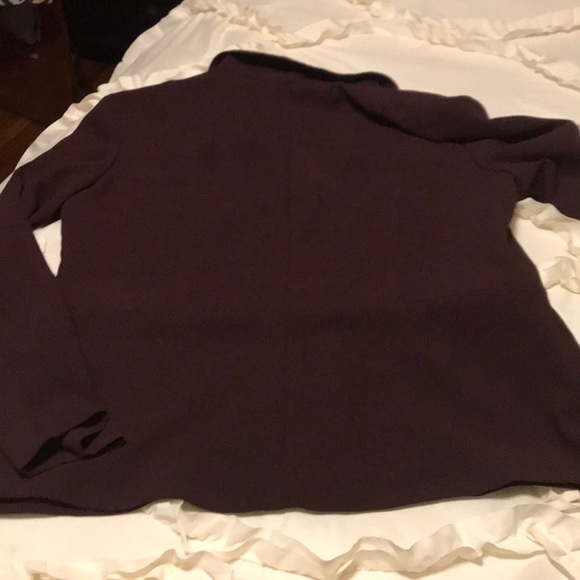 Size 12 burgundy blazer by Studio I - Picture 5 of 5